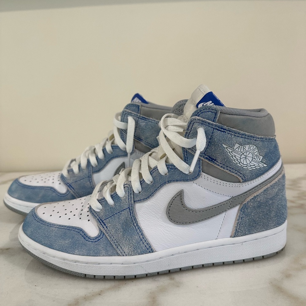 Men's baby blue Sneakers Size 9